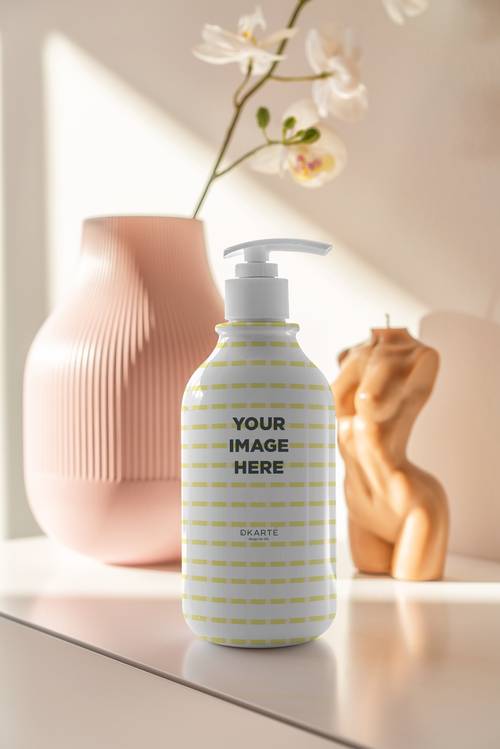 带场景化妆品护手霜精华乳液全套包装瓶子PS样机模板 - PNG派