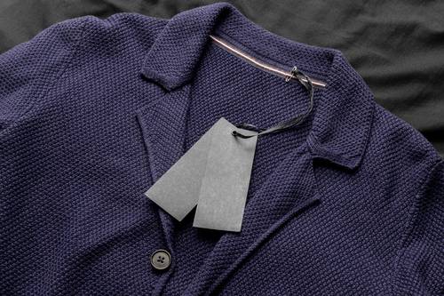 服装标签吊牌PS样机模板 - PNG派