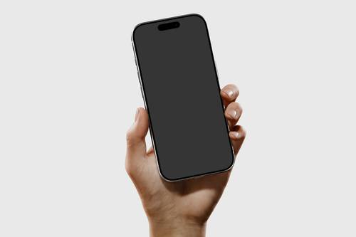 手拿 iphone 17 pro PS样机模板 - PNG派