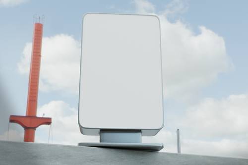 户外大型广告灯箱PS样机模板 - PNG派