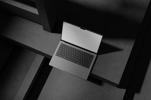 笔记本电脑PS样机模板 - PNG派