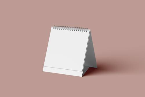 正方形翻页桌历PS样机模板 - PNG派