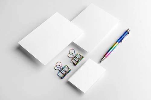 简约风格VI品牌样机PSD模板 - PNG派