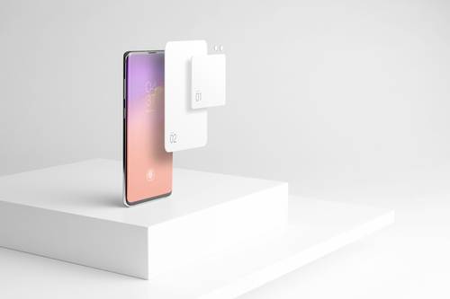 安卓手机界面突出悬浮展示PS样机模板 - PNG派