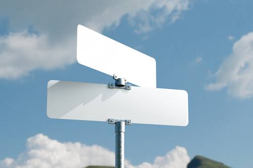 道路指示牌展示效果PS样机模板 - PNG派