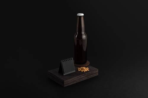 啤酒瓶易拉罐包装展示PS样机模板 - PNG派