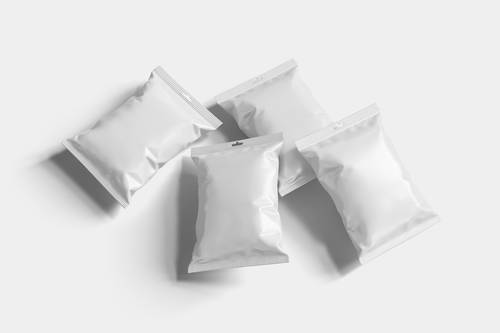膨化食品薯片包装袋PS样机模板 - PNG派