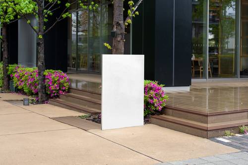 城市路边街道广告牌PS样机模板 - PNG派