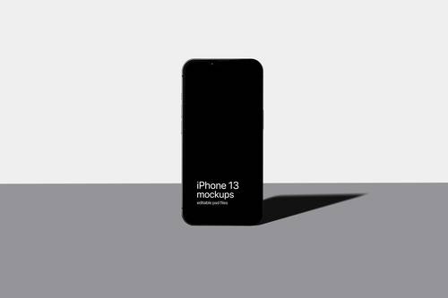 手拿iphone 13 pro PS样机模板 - PNG派