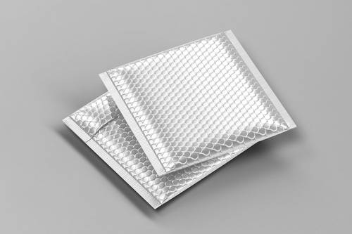 方形快递金属气泡包装袋PS样机模板 - PNG派