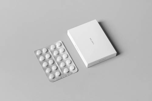 药片包装盒PS样机模板 - PNG派