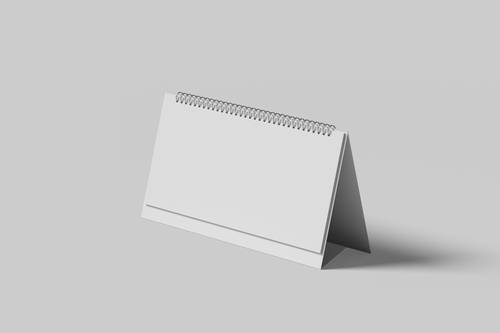 桌历PS样机模板 - PNG派