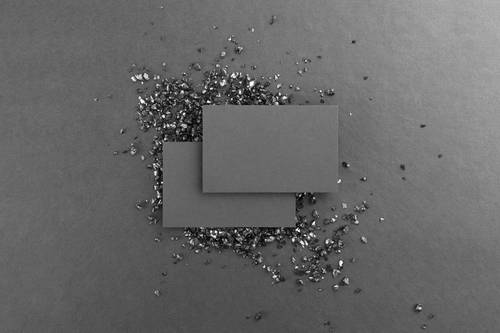 高端暗黑系化妆品VI样机组合展示PS模板 - PNG派