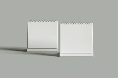 台历站立式翻页桌历PS样机模板 - PNG派