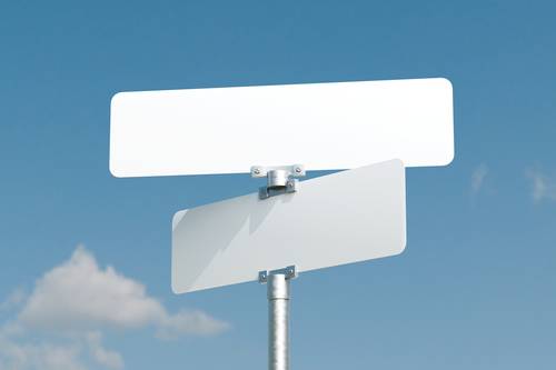 道路指示牌展示效果PS样机模板 - PNG派