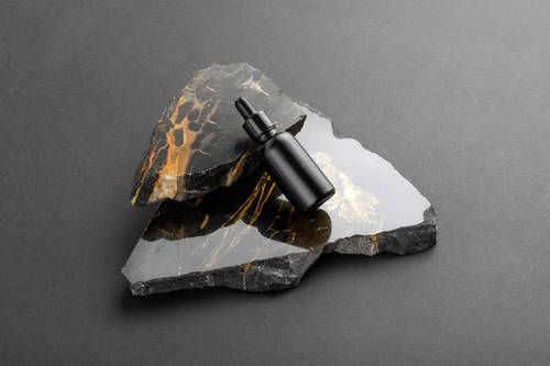 高端暗黑系化妆品VI样机组合展示PS模板 - PNG派