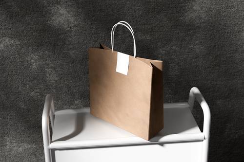 高质量牛皮纸手提袋PS样机模板 - PNG派