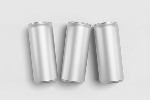 易拉罐PS样机模板 - PNG派