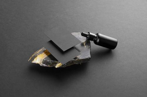 高端暗黑系化妆品VI样机组合展示PS模板 - PNG派