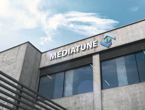 3D立体LOGO招牌、建筑外墙LOGO展示PS样机模板 - PNG派