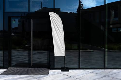 城市户外广告牌宣传物料PS样机模板 - PNG派